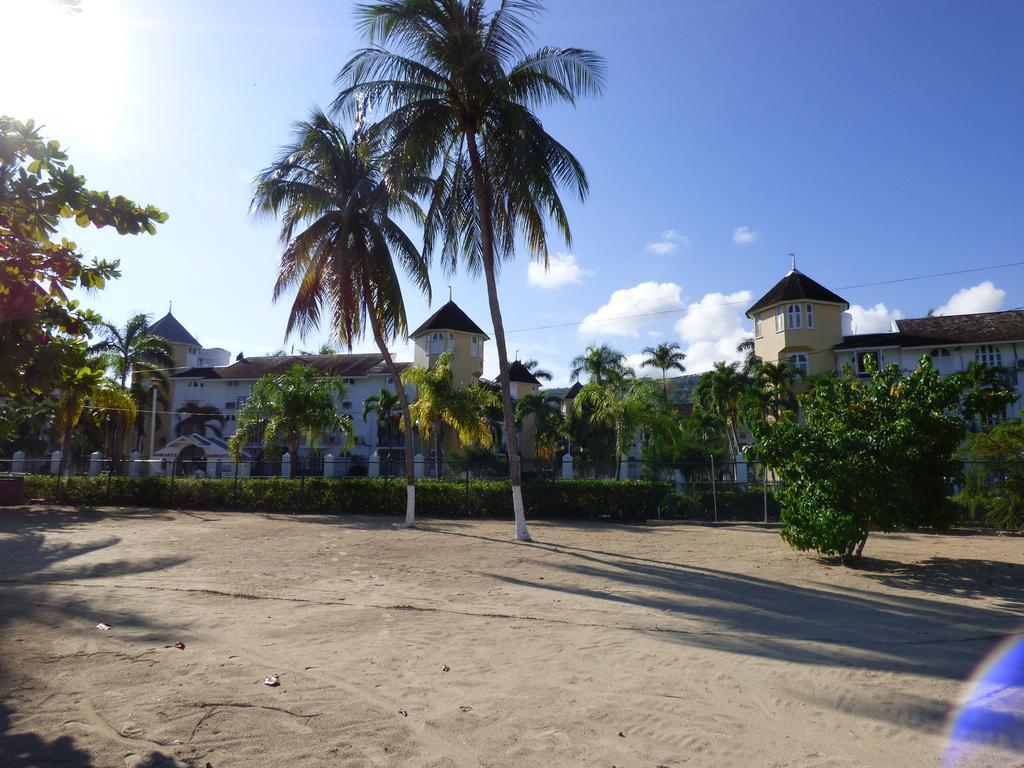 Beach One Bedroom Suite A29 Ocho Rios Buitenkant foto