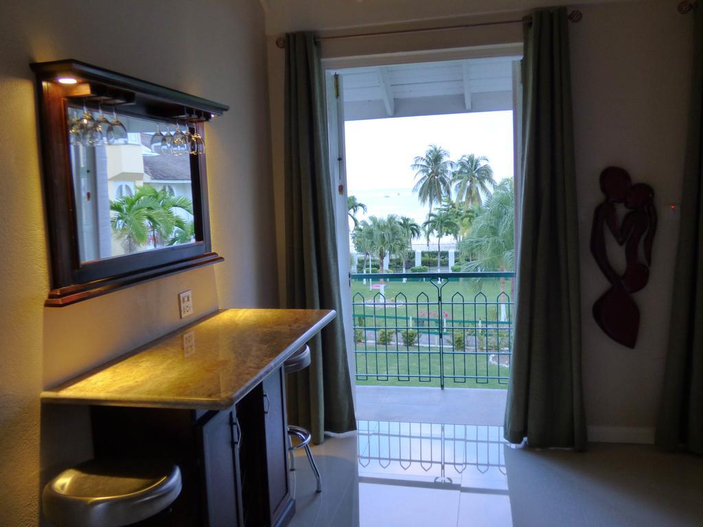 Beach One Bedroom Suite A29 Ocho Rios Buitenkant foto